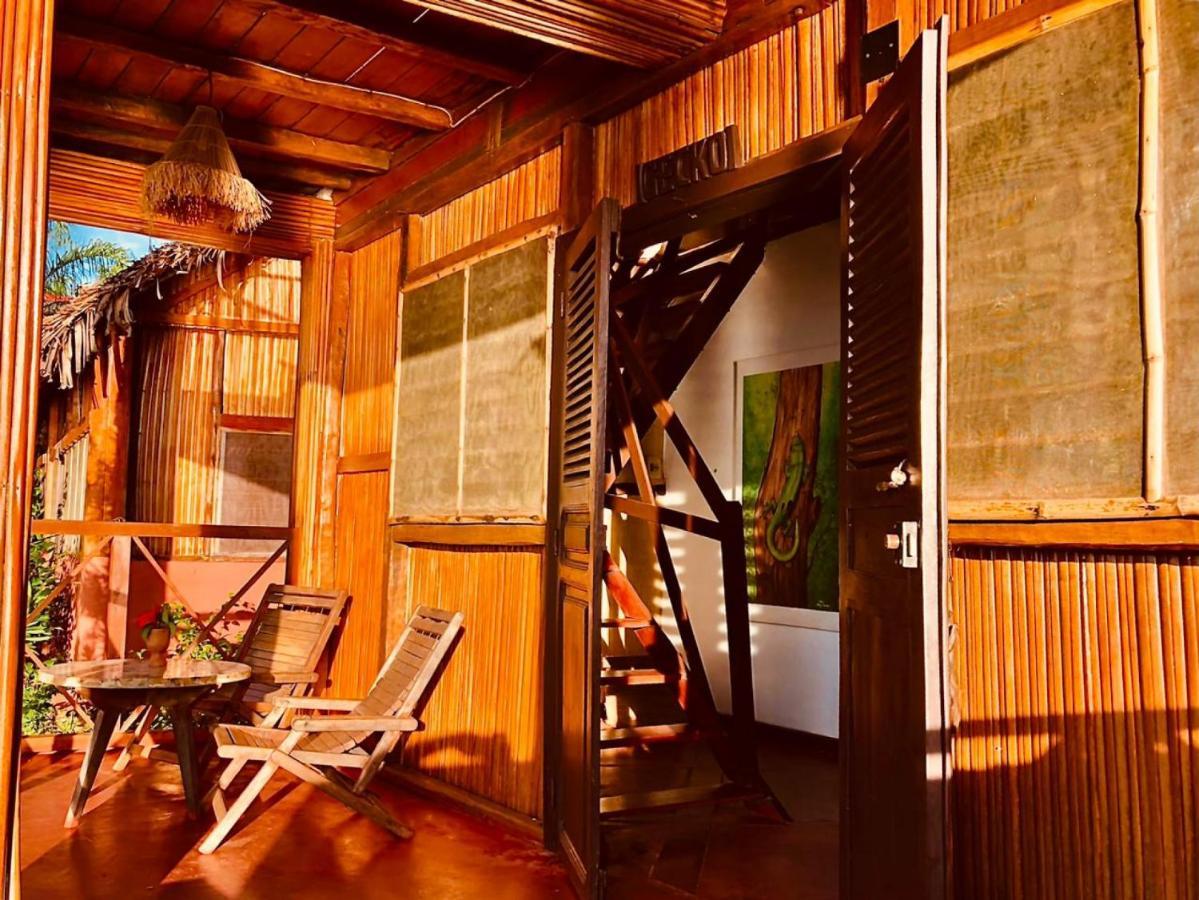 Floraly Komba Hotel - クンバ島 部屋 写真